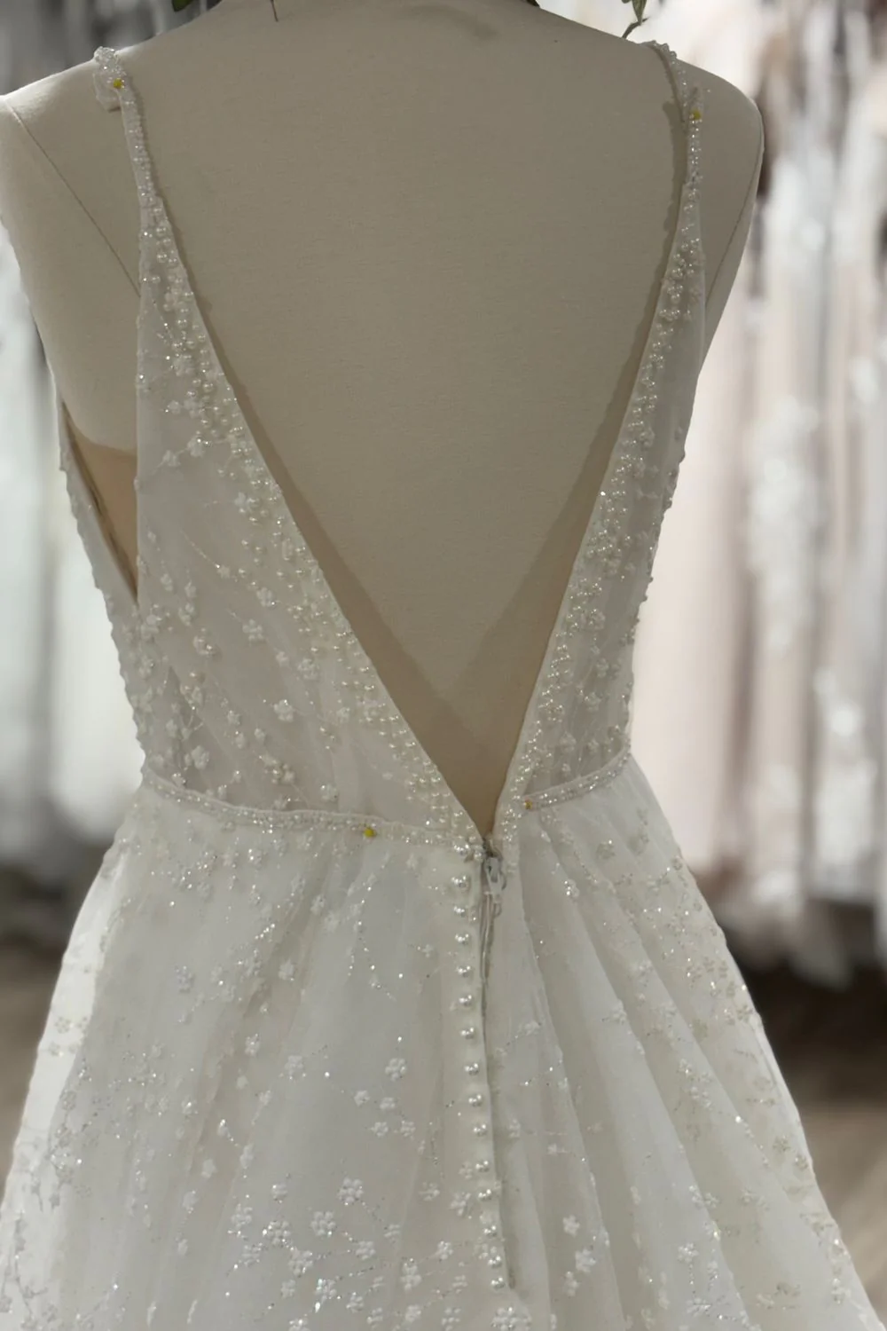D3858 - Image 8
