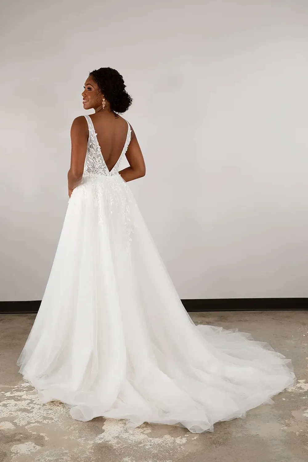 D3881 - Image 2