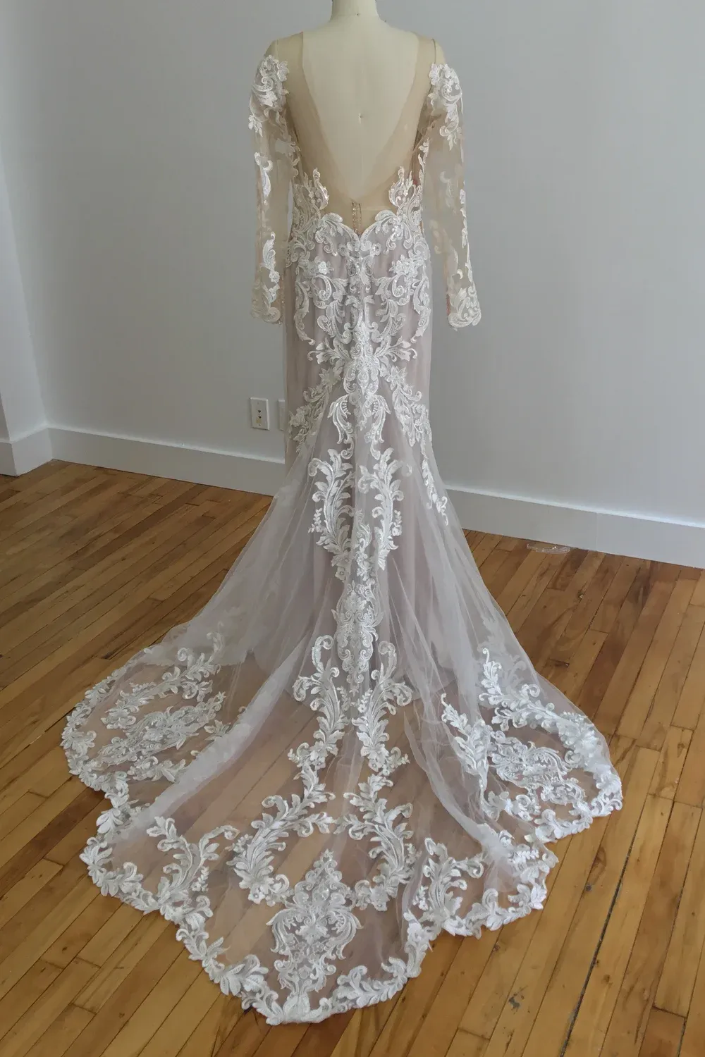 D3961 - Image 4