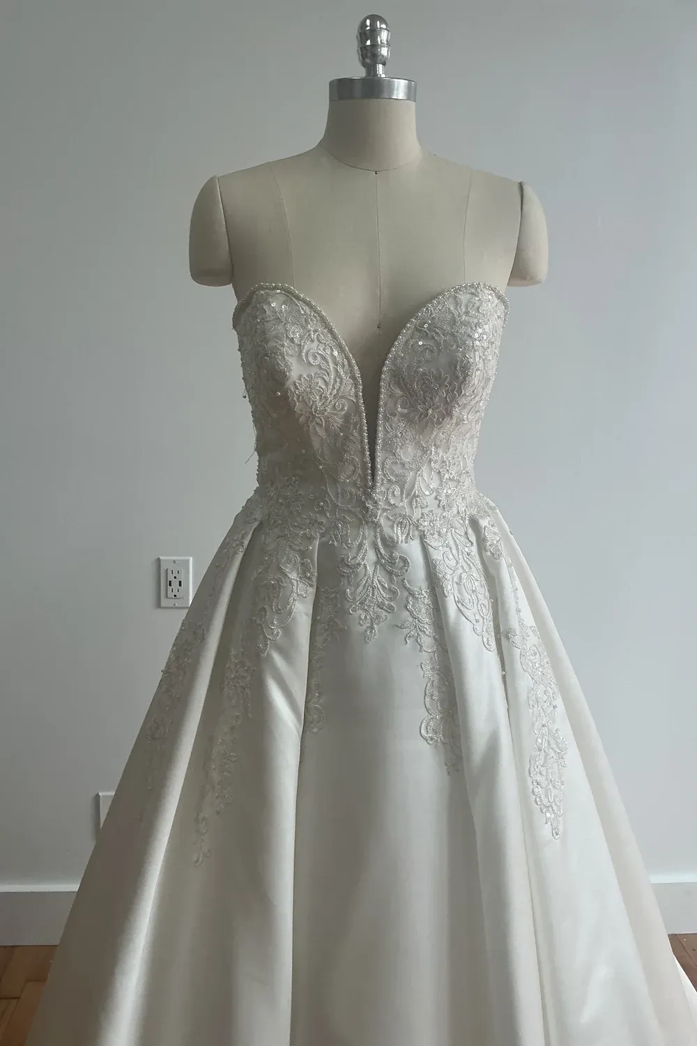 D3977 - Image 5