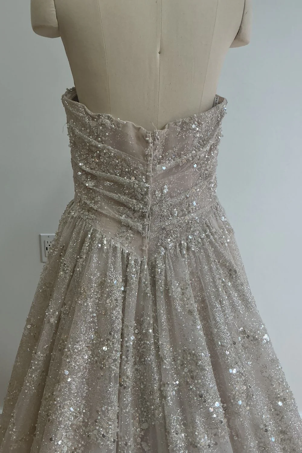 D4057 - Image 5