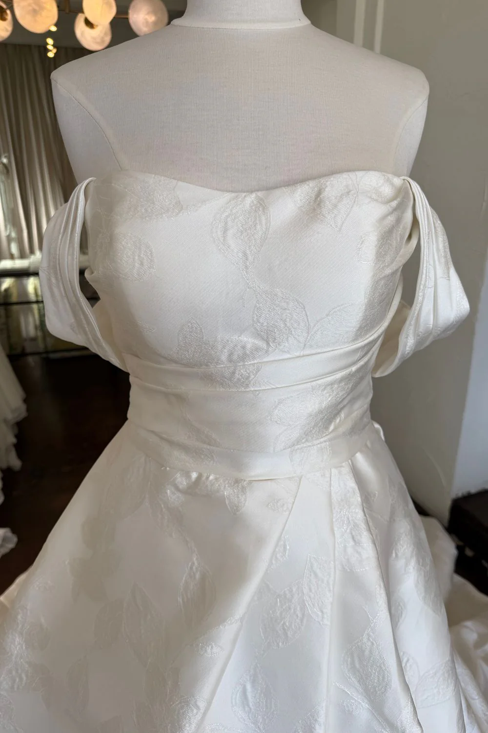 D4187 - Image 2