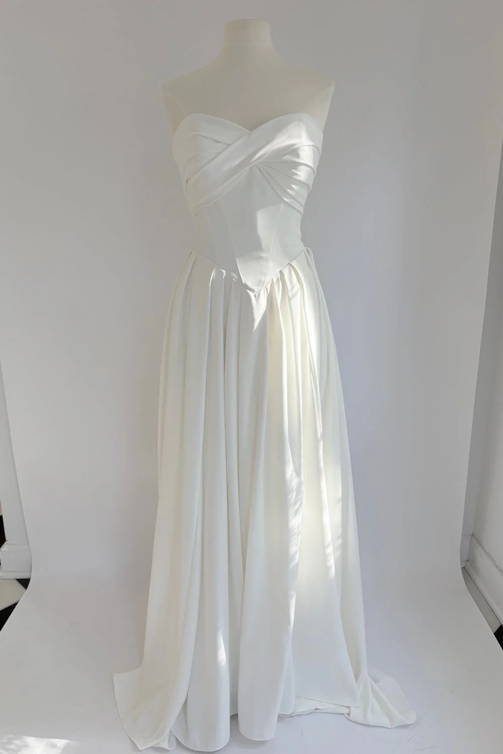 D4269 - Image 2
