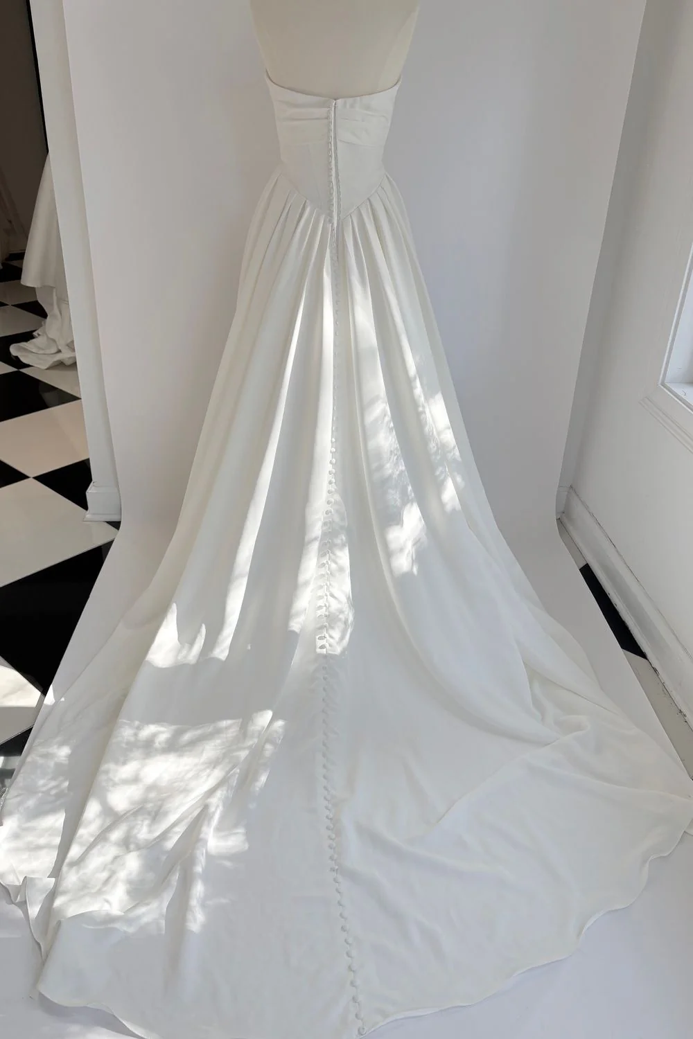 D4269 - Image 3