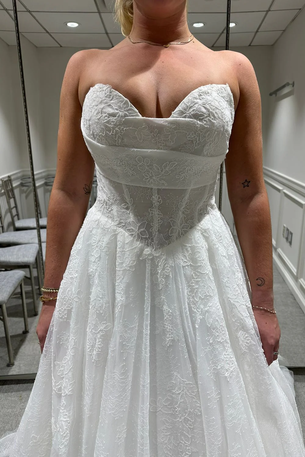 D4270 - Image 3