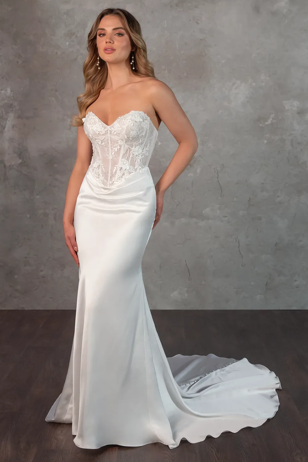 D4303 - Image 3