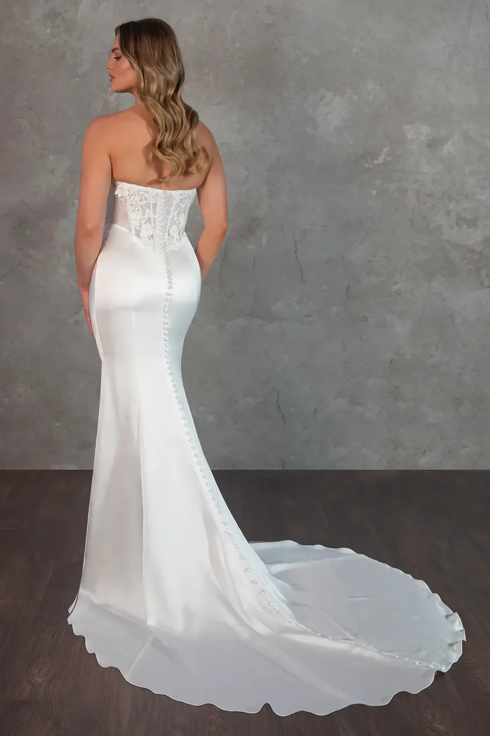 D4303 - Image 4
