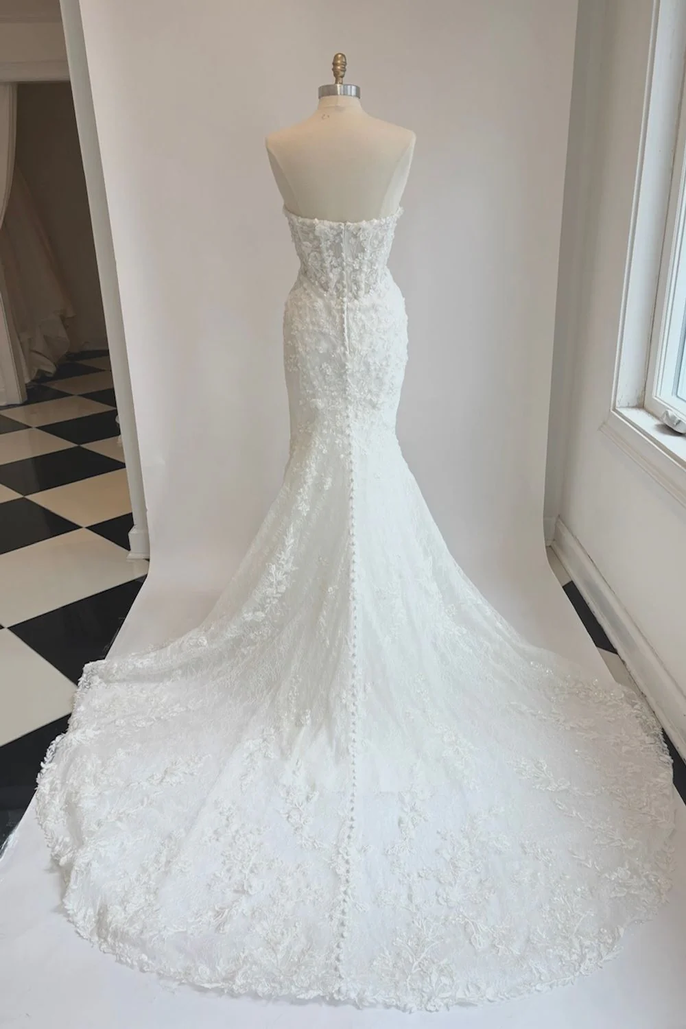 D4368 - Image 6