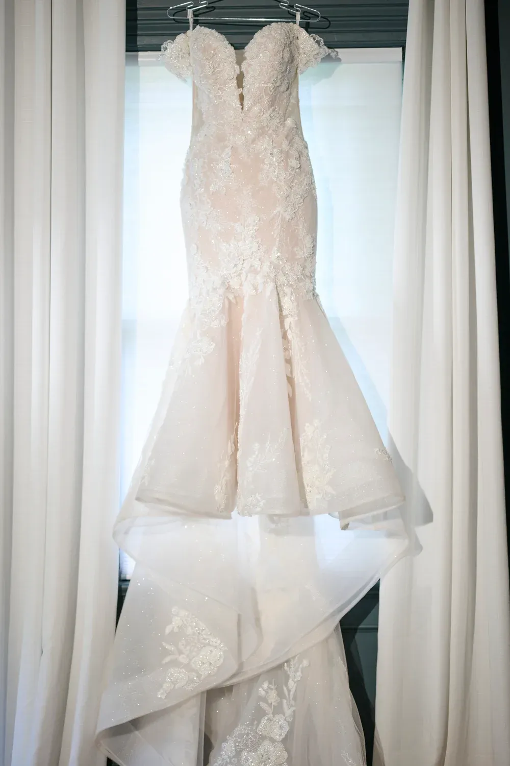 LE1173 - Image 11
