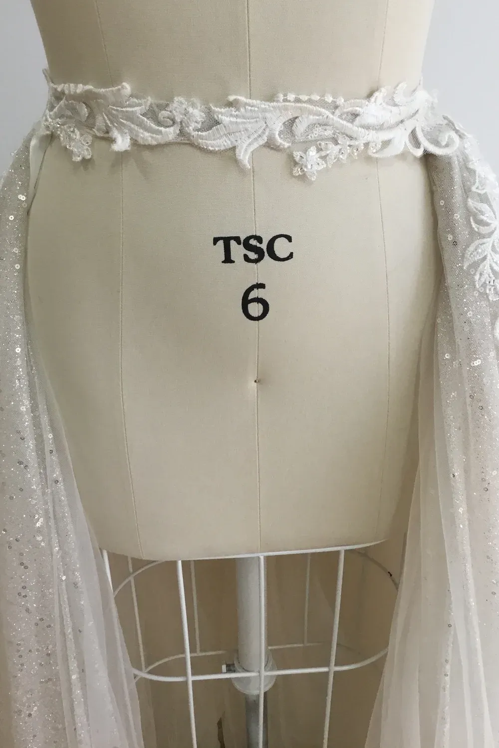 DP353CINDERELLA-T - Image 2