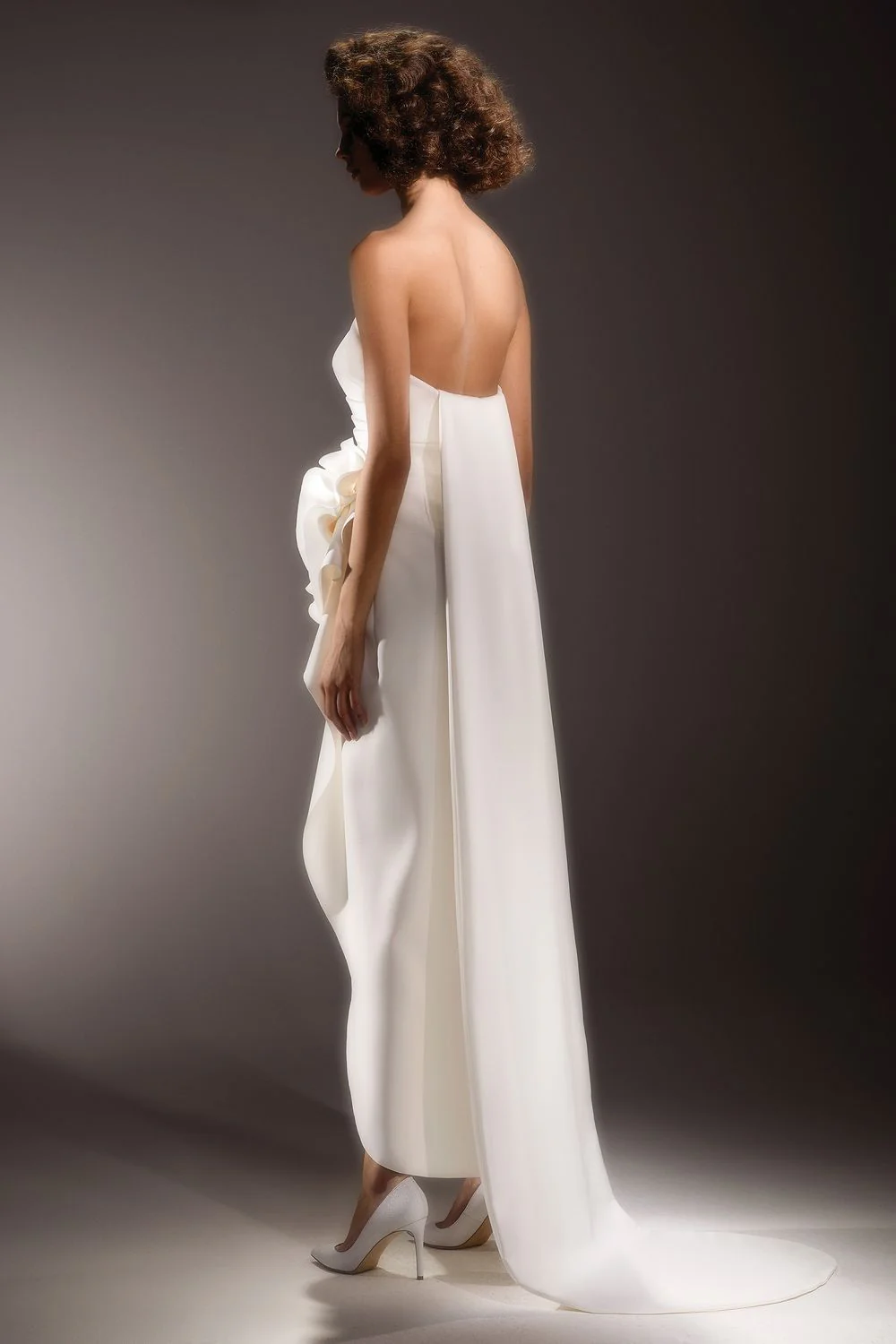 DRAPED ROSE COLUMN - Image 2