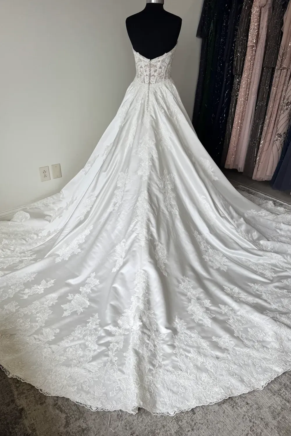 Elizabeth - Image 3