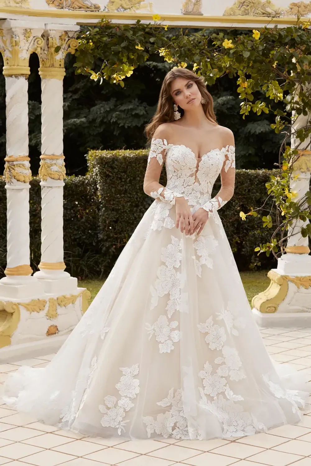 Elodie Y12235