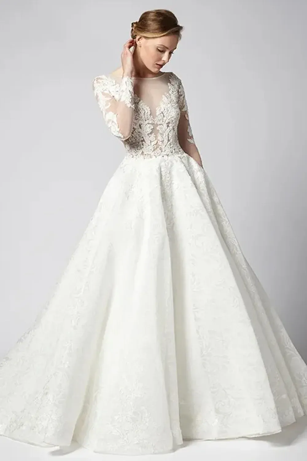 Epic with Veil - Image 5