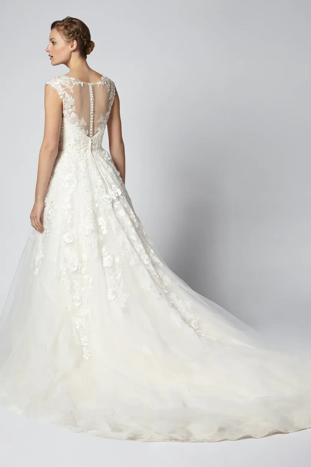 Epic with Veil - Image 6