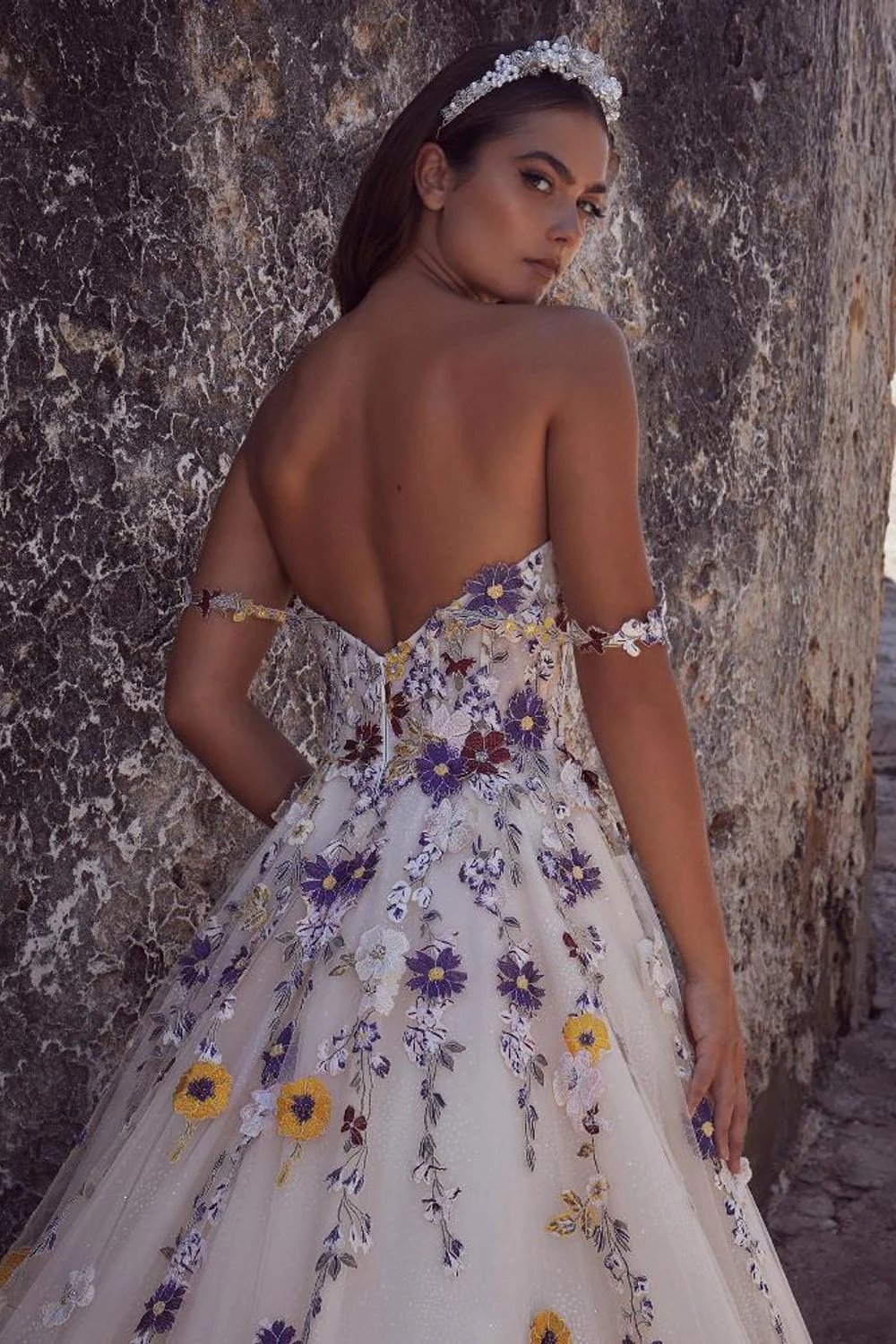 Esther - Image 5