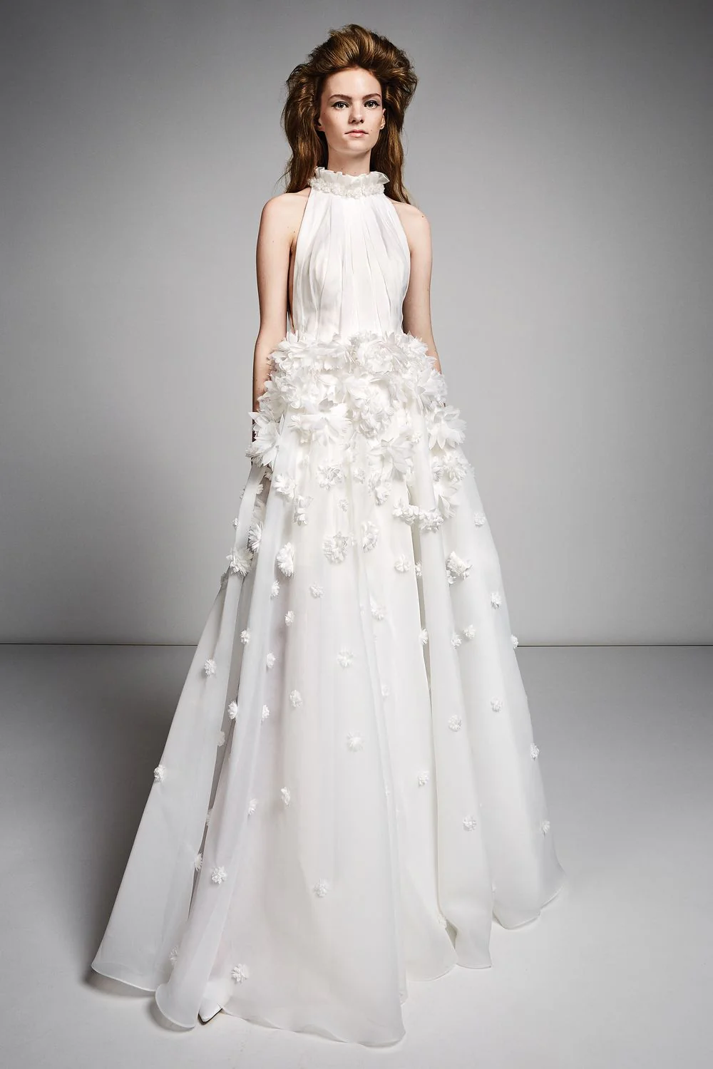 ETHERAL MILLEFEUILLE FLOWER GOWN