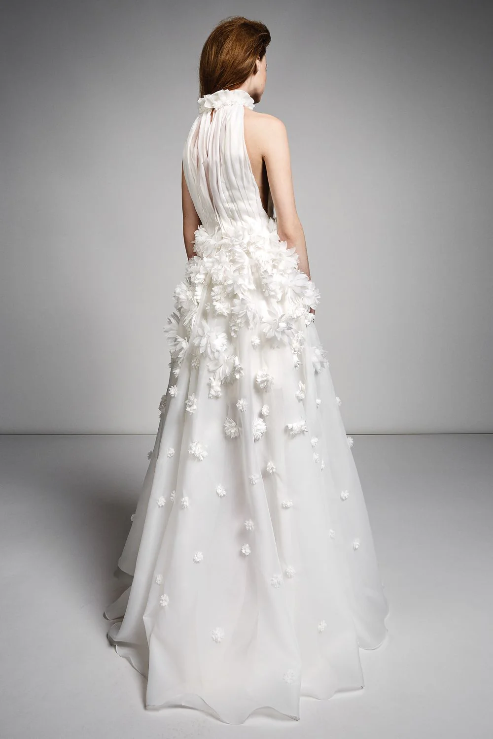 ETHERAL MILLEFEUILLE FLOWER GOWN - Image 2