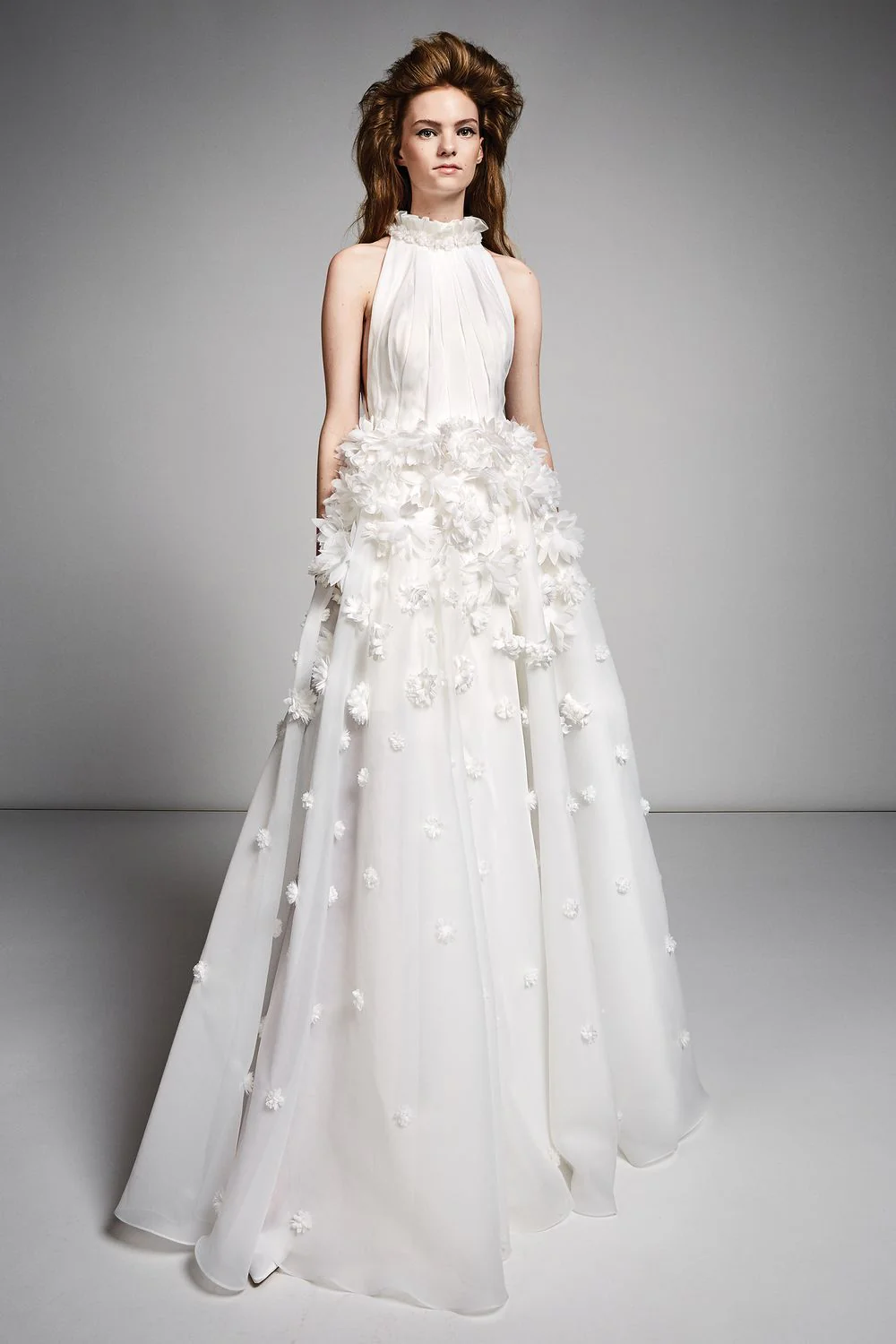 ETHERAL MILLEFEUILLE FLOWER GOWN