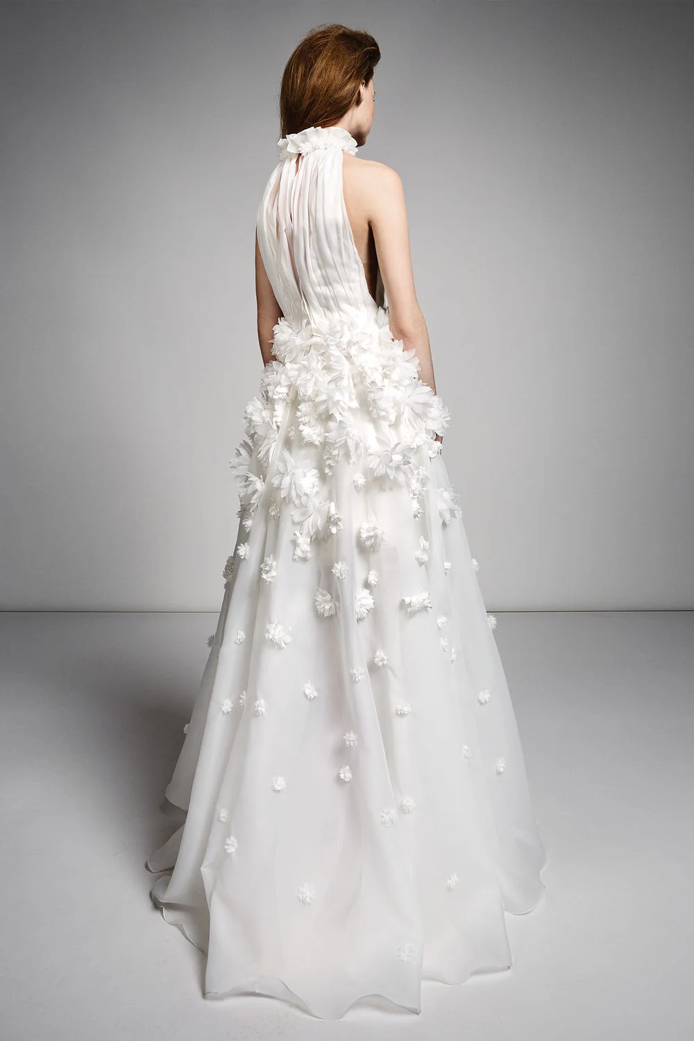 ETHERAL MILLEFEUILLE FLOWER GOWN - Image 2