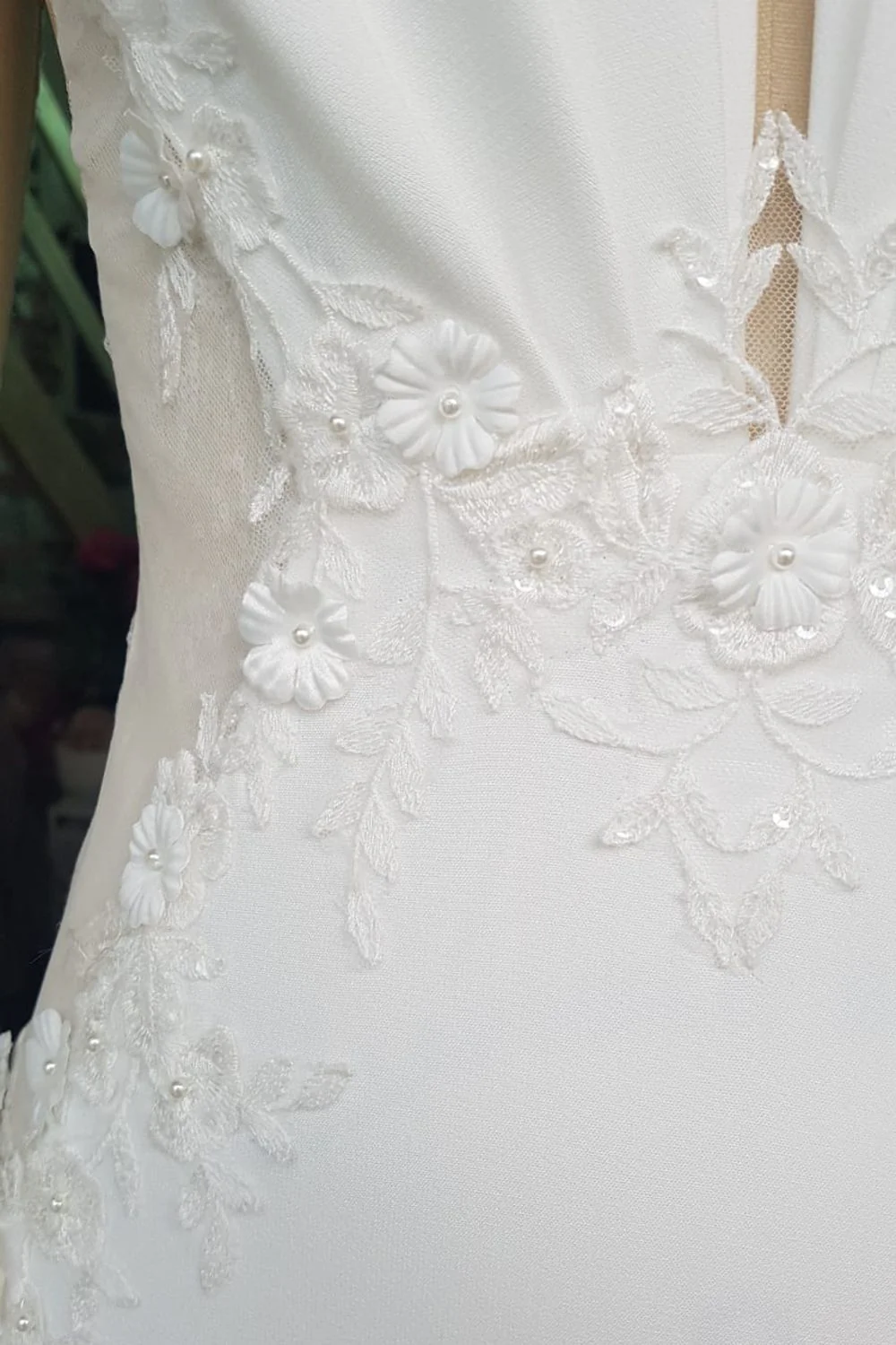 Fit and Flare Ivory Bridal Gown Size 6 - Image 4
