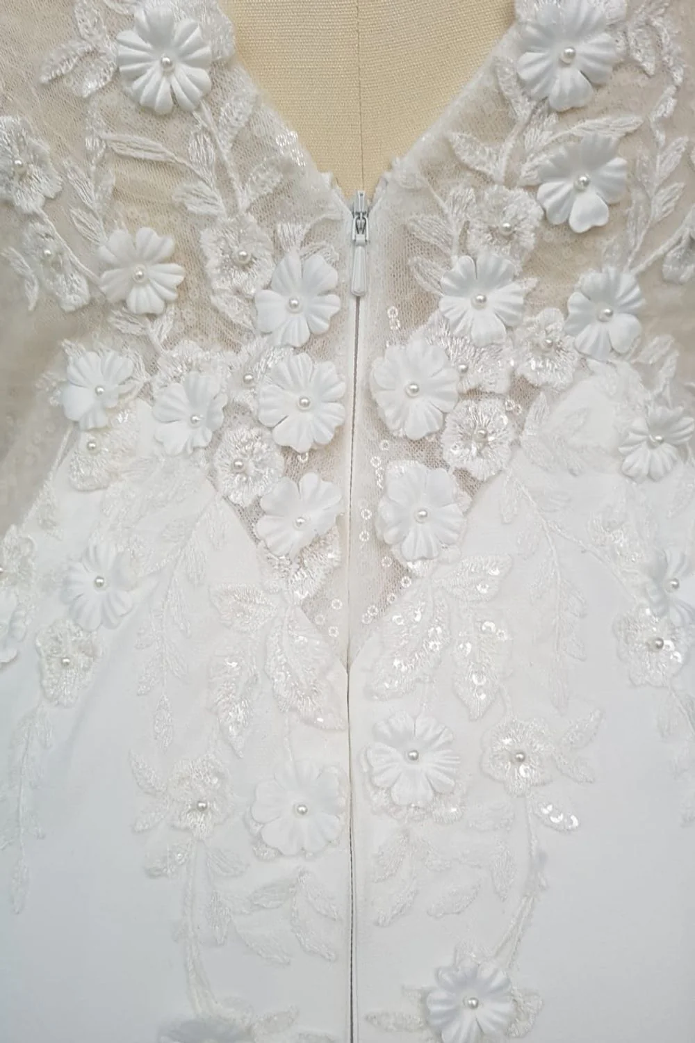Fit and Flare Ivory Bridal Gown Size 8 - Image 7