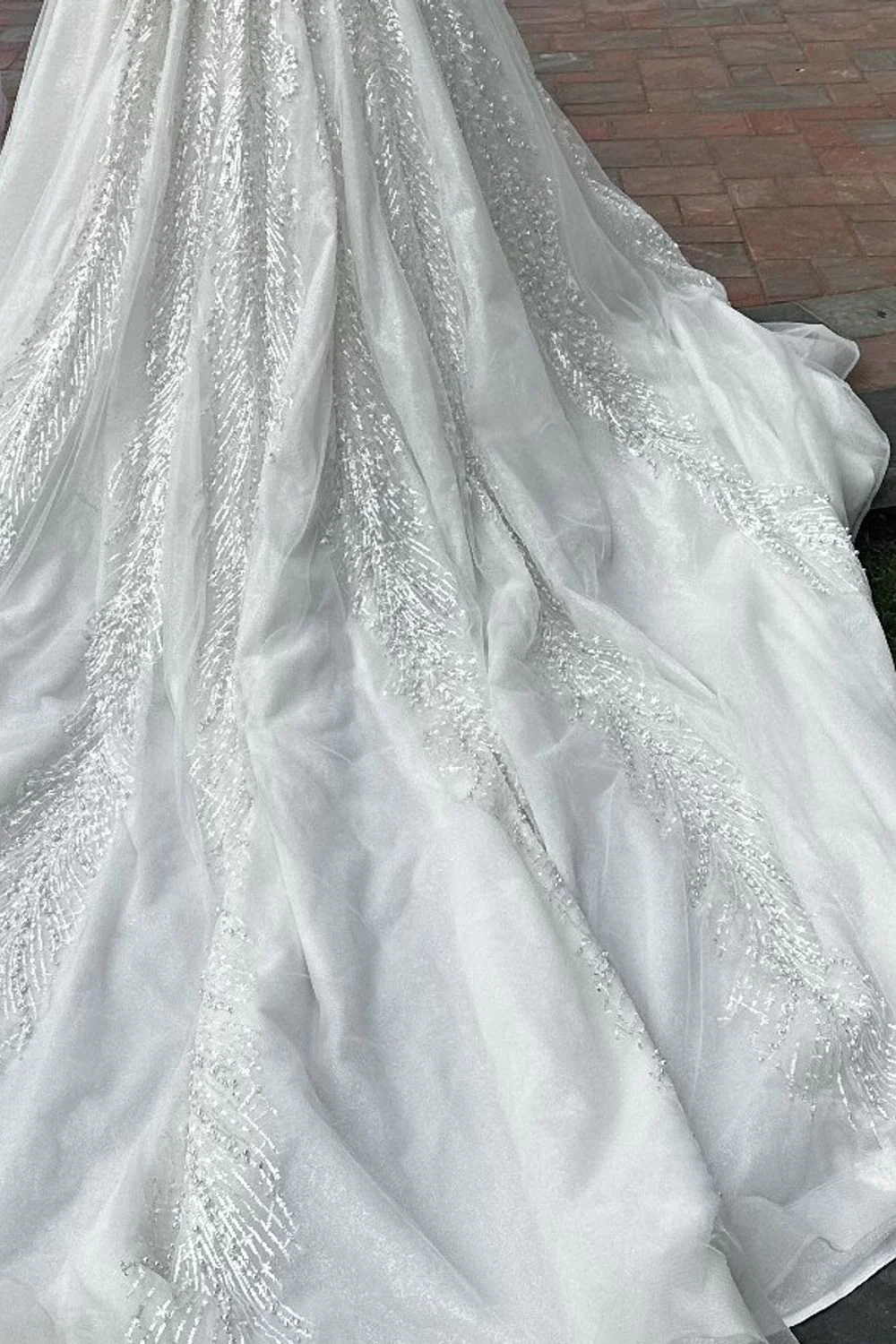 Ese Azenabor Dress with Lace and Pearls and Skirt - Image 4