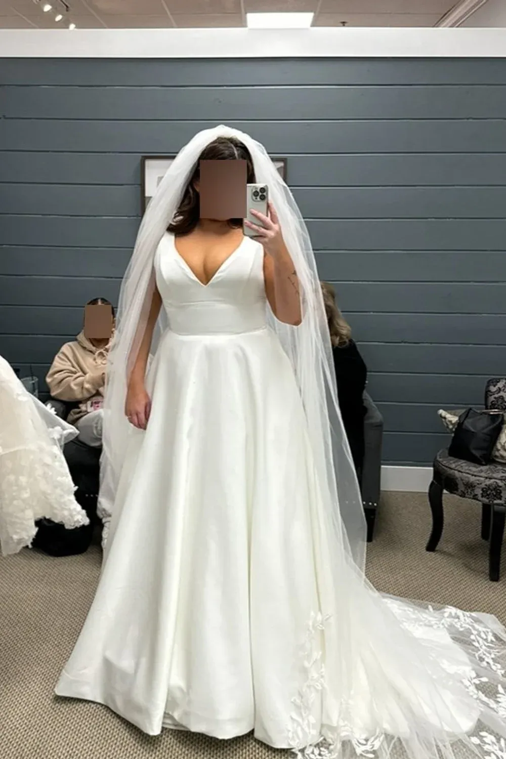 Freeland with Veil - Image 6