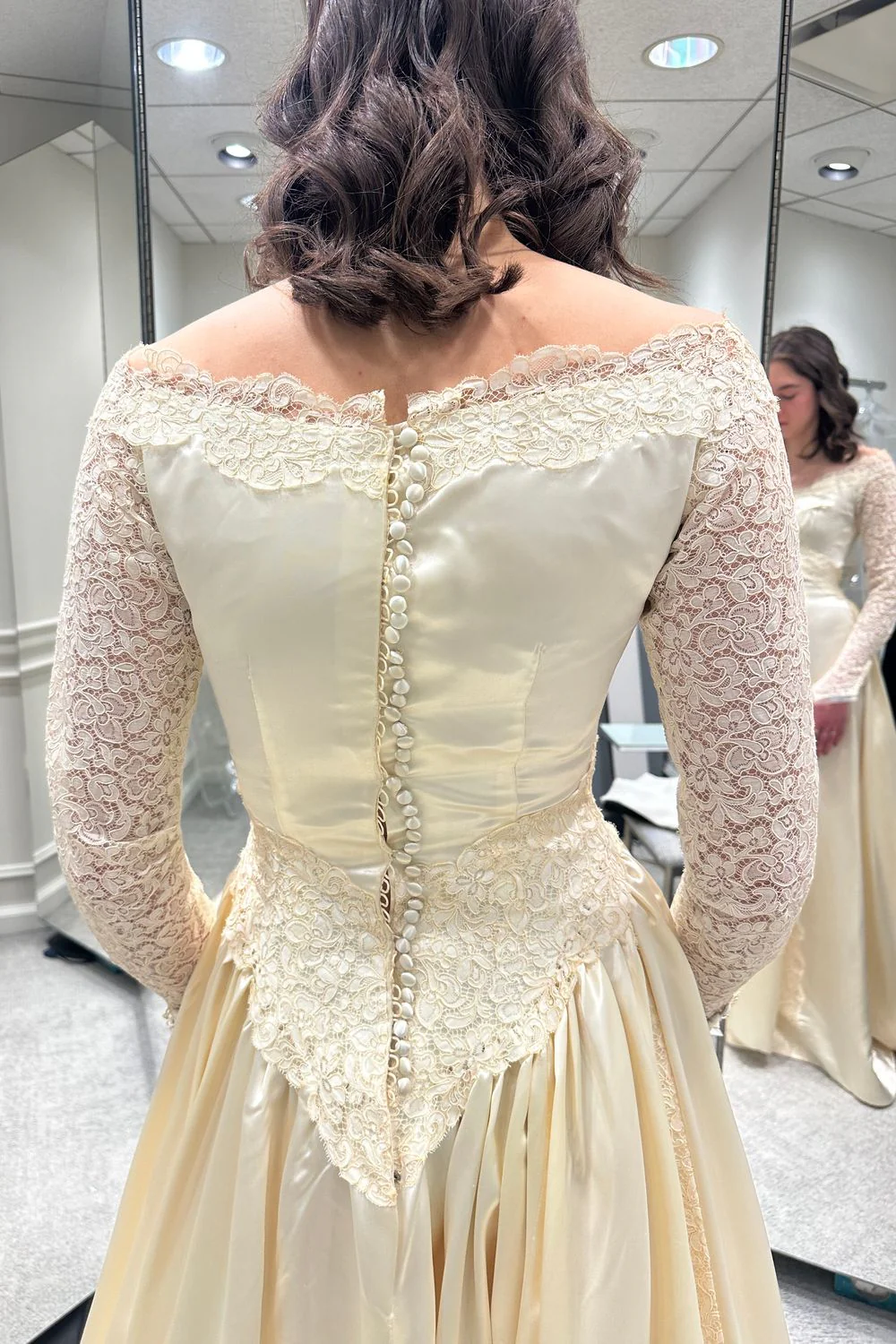 Vintage Ballgown - Image 5