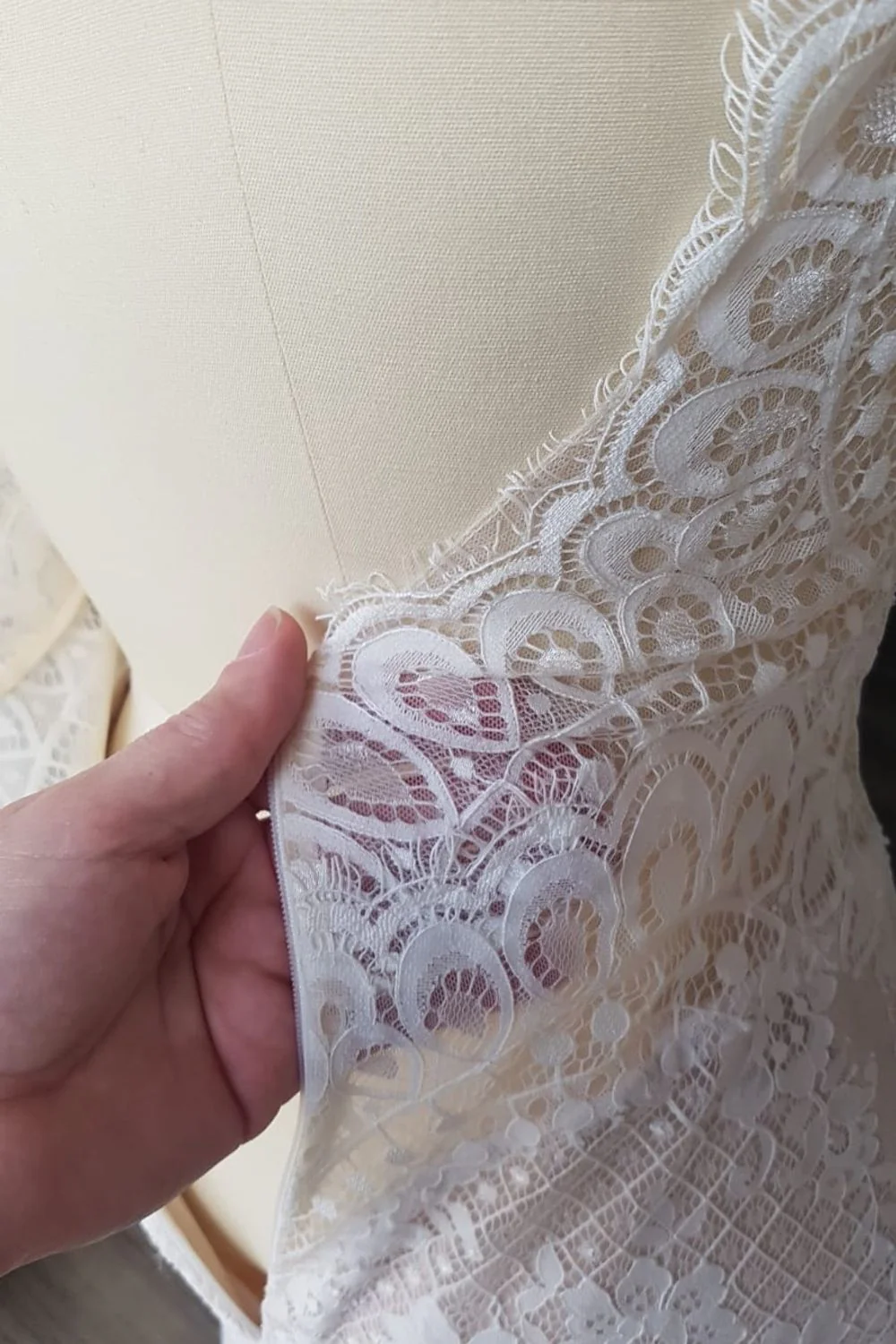 Geometric Floral Lace Mermaid Gown - Image 8