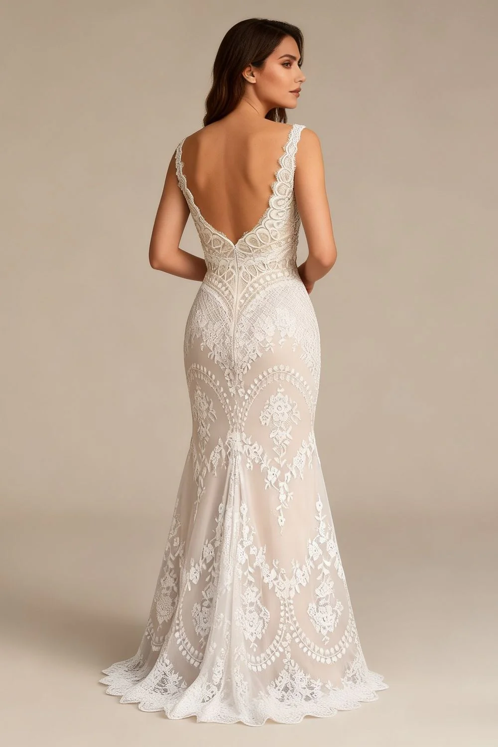 Geometric Floral Lace Mermaid Gown Size 4 - Image 2