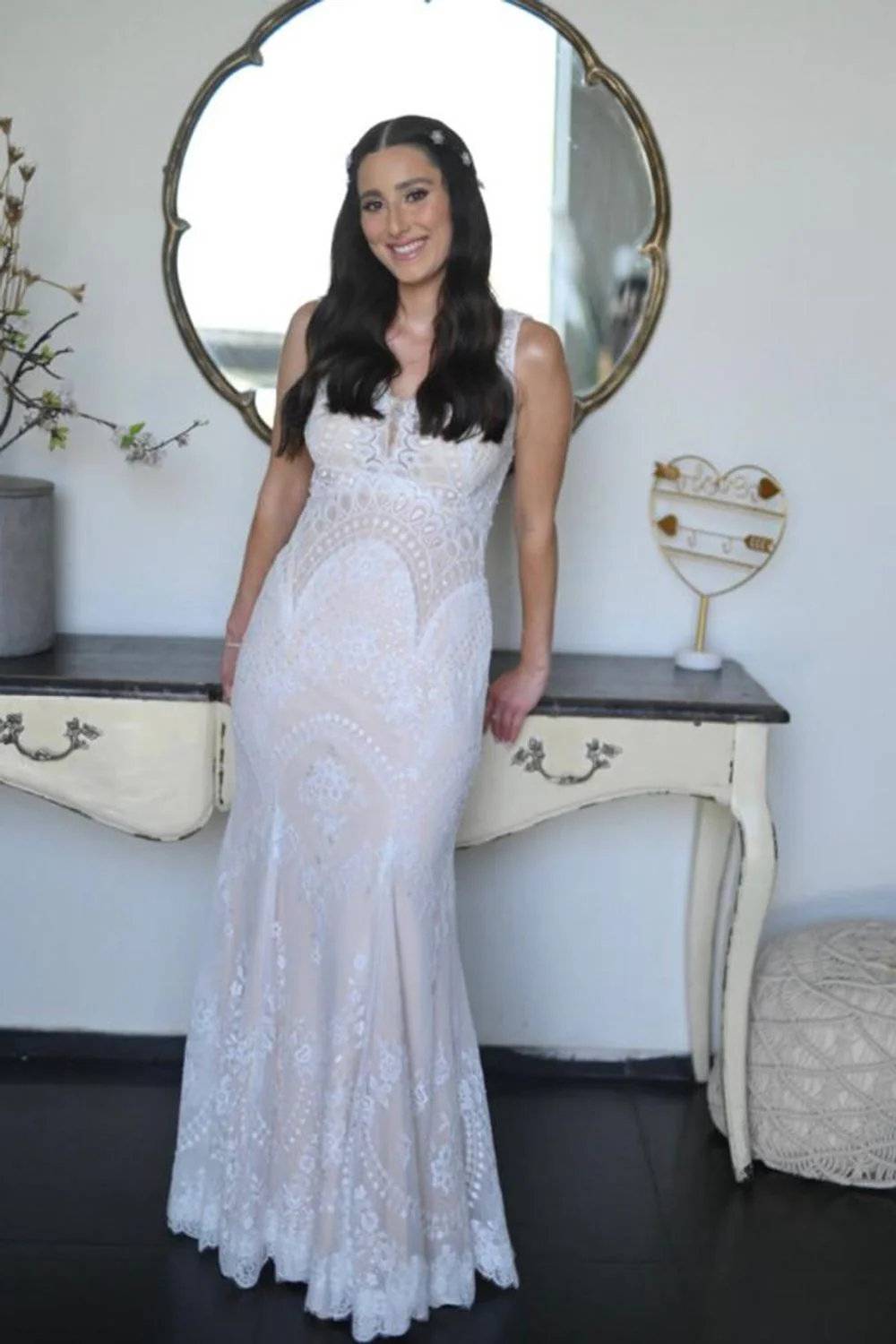 Geometric Floral Lace Mermaid Gown Size 4 - Image 3
