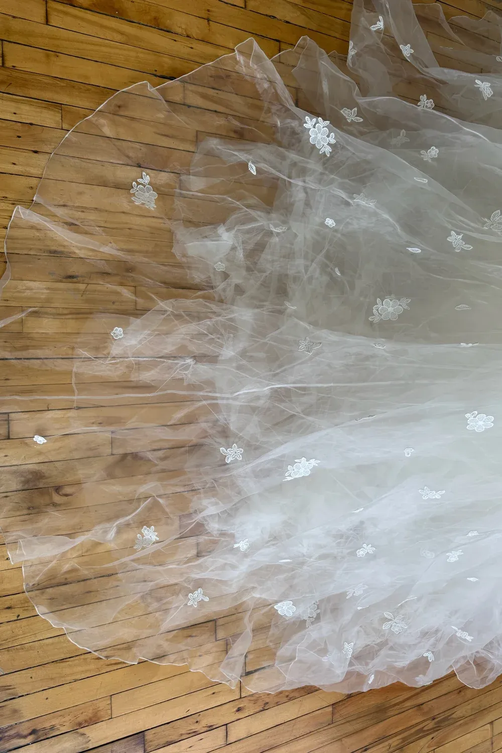 GLASSSLIPPER - Image 7