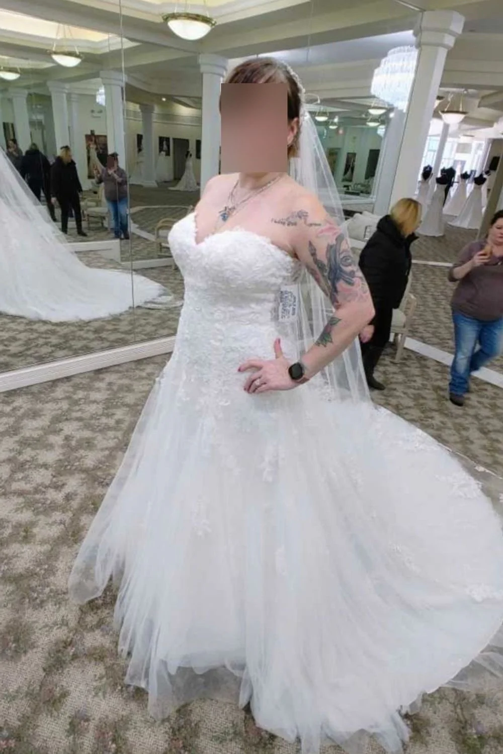 Grace with Veil - Image 5