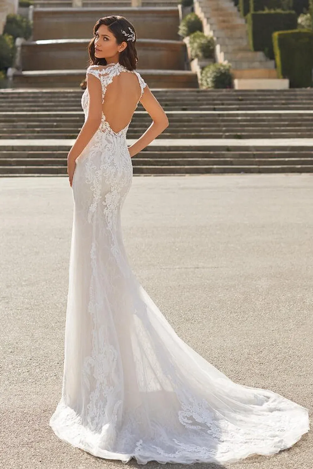 Jamie with Overskirt - Image 2