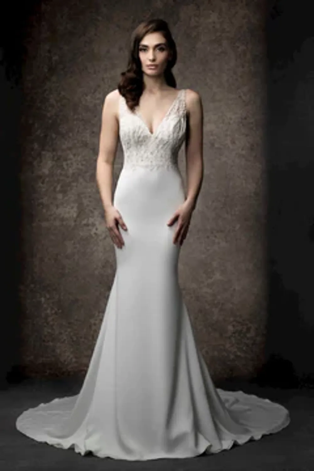 Jane #ES851 with Veil - Image 6