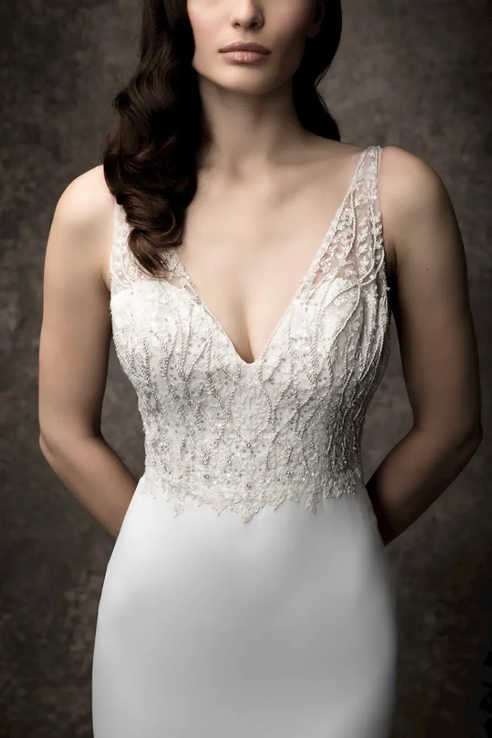 Jane #ES851 with Veil - Image 9