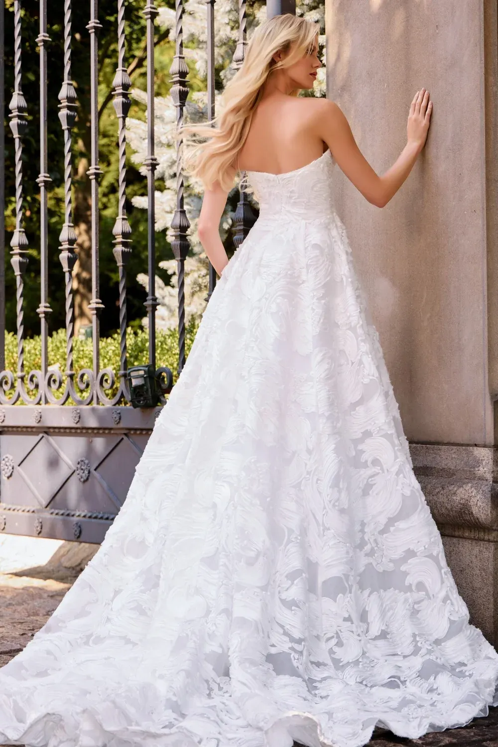JB44115 - Image 2