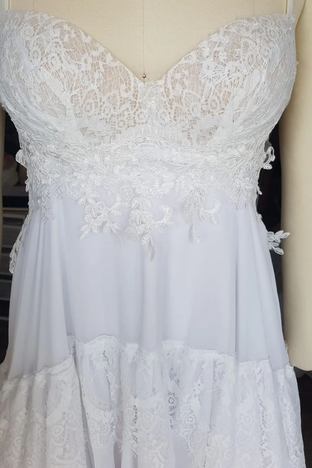 Lace Tiered Bridal Mini Dress For Sizes 4-6 - Image 5