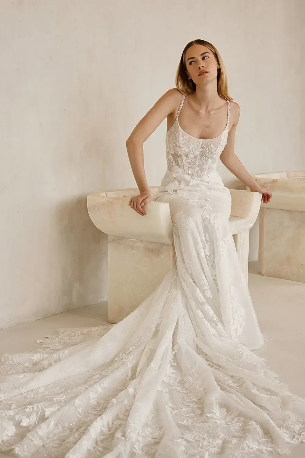 LE1226 with veil