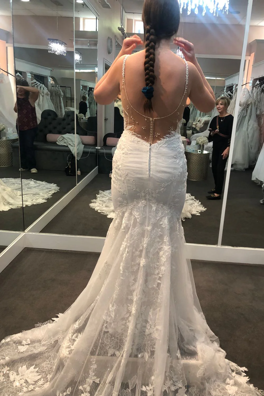 LE1226 with veil - Image 10