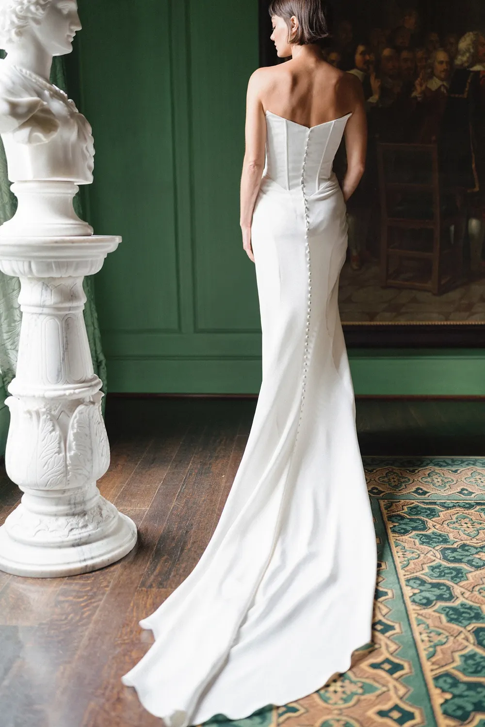 LE1317 with Veil - Image 2