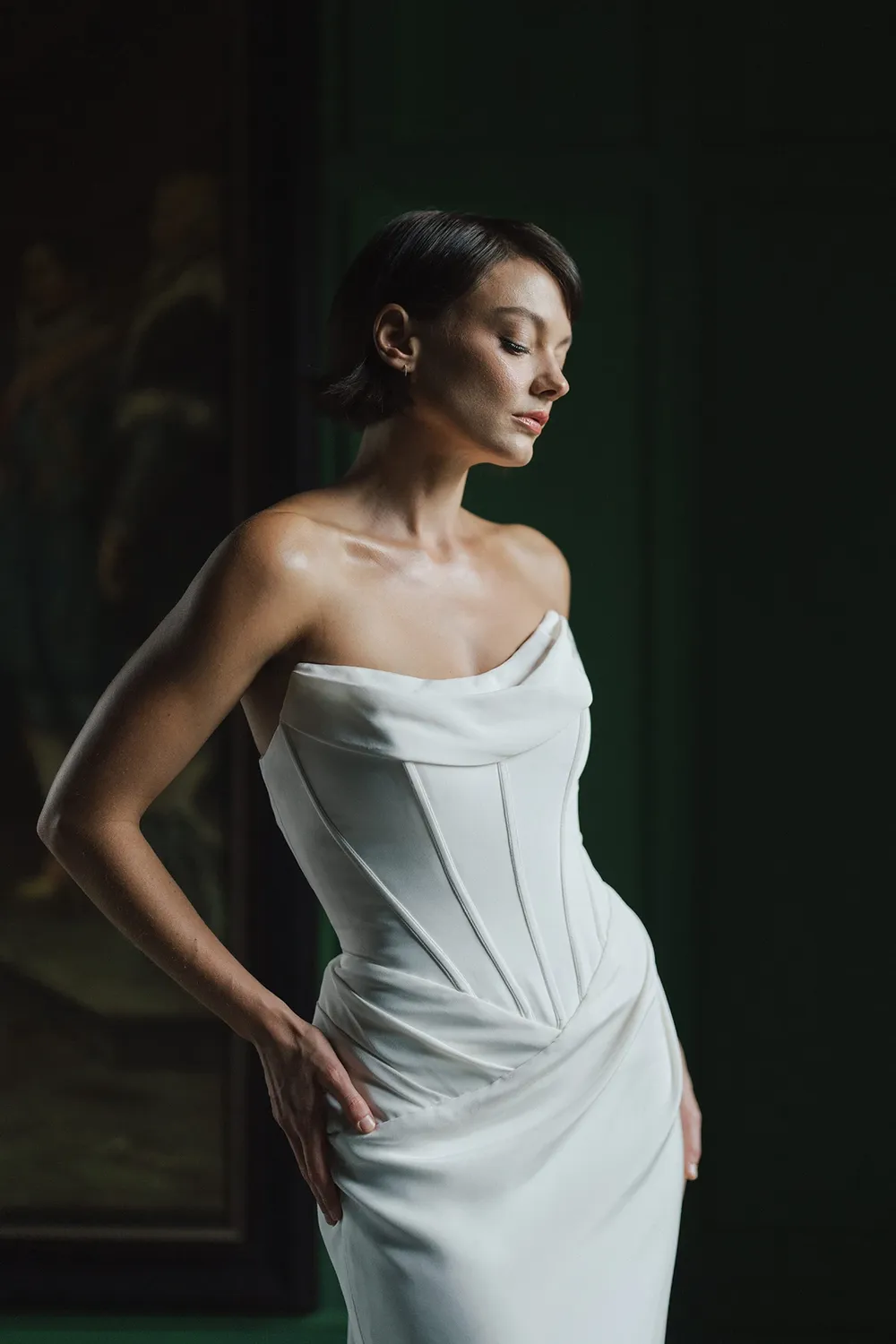 LE1317 with Veil - Image 4
