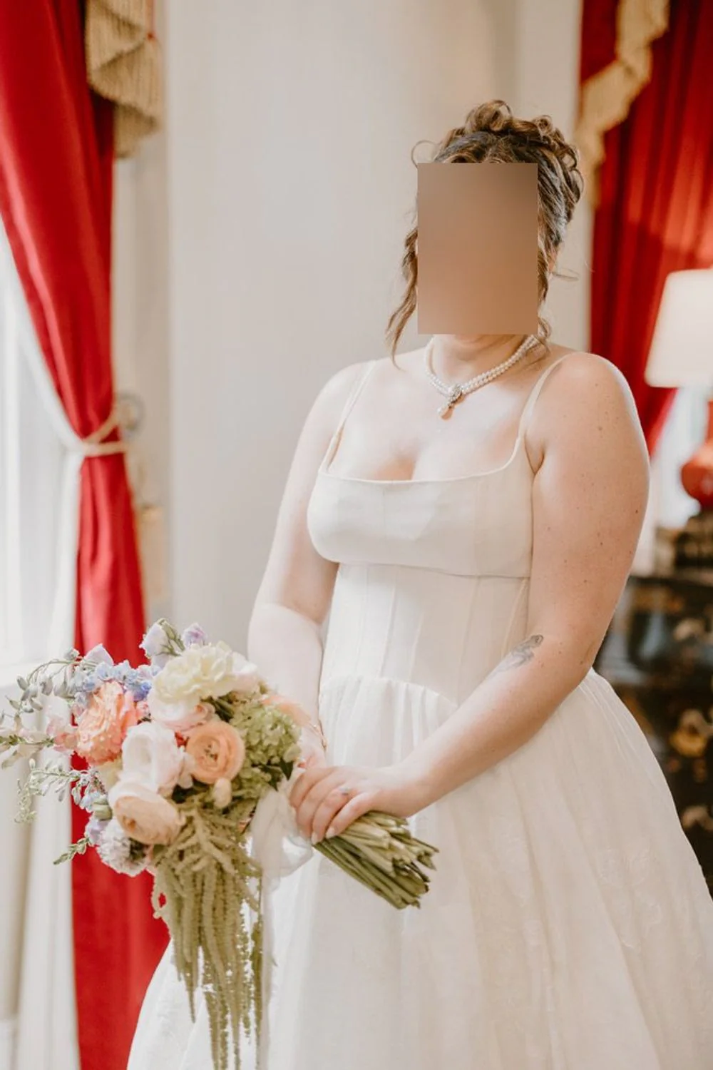 Leighton with Veil - Image 2