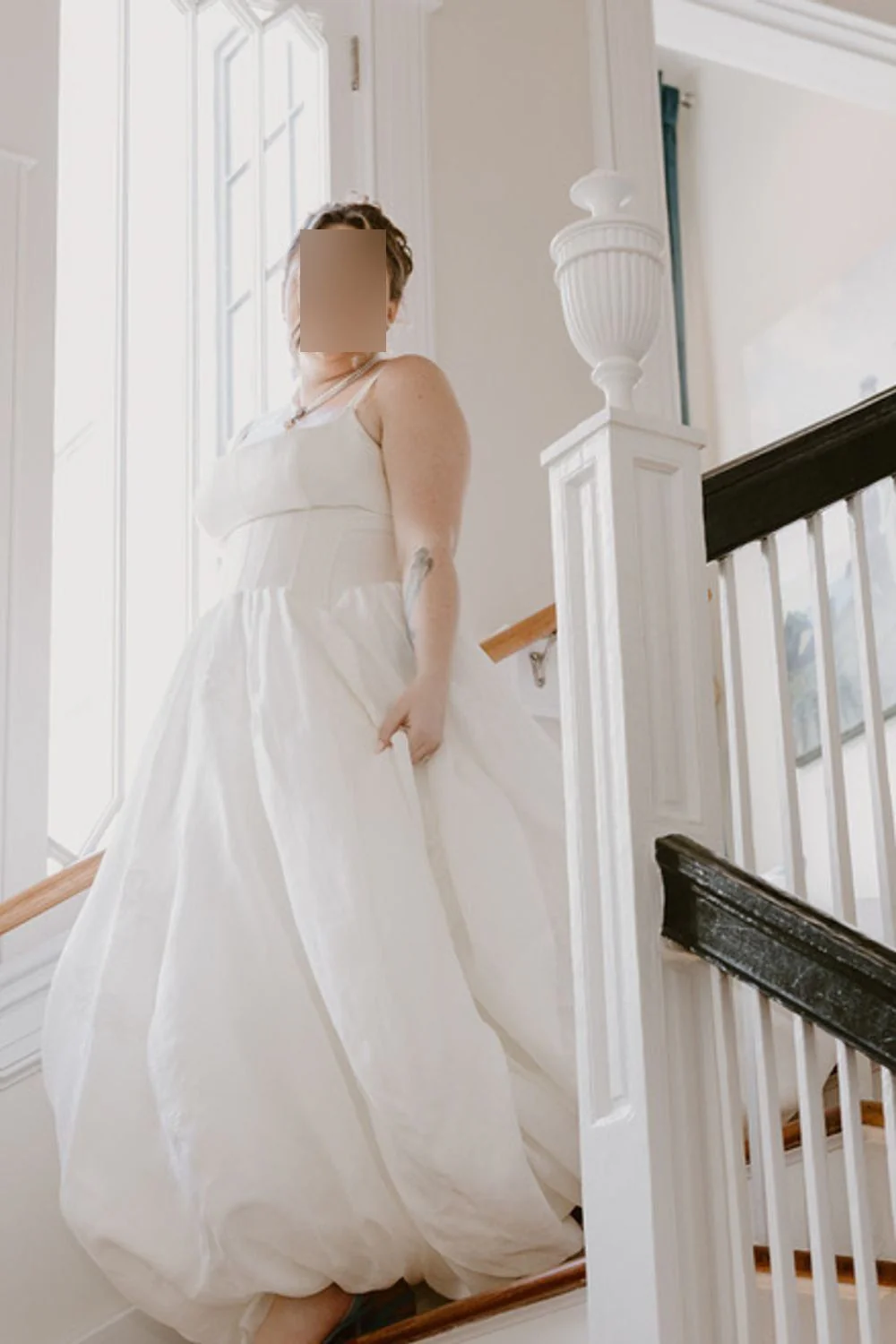 Leighton with Veil - Image 5