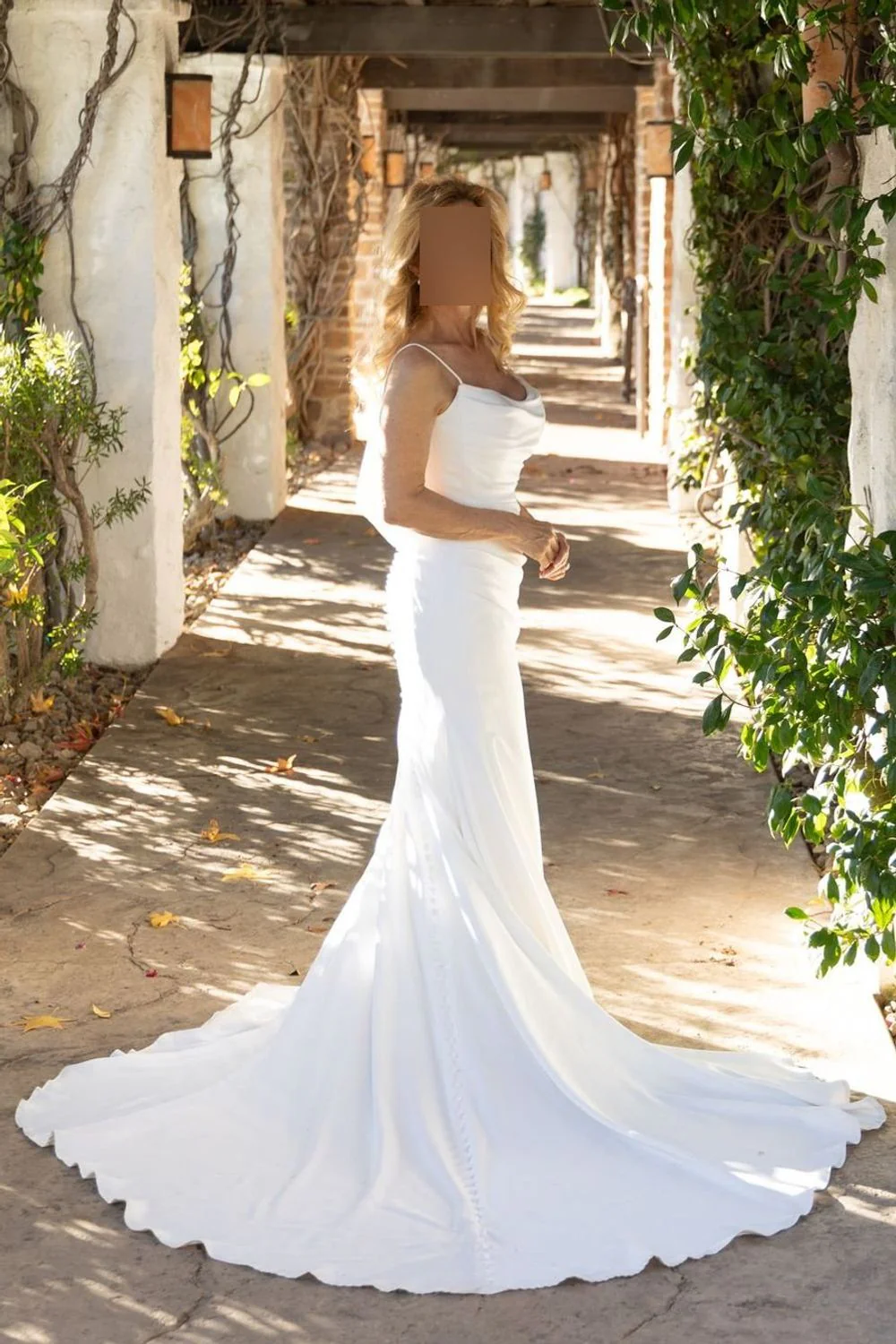 LISS With Veil - Image 3