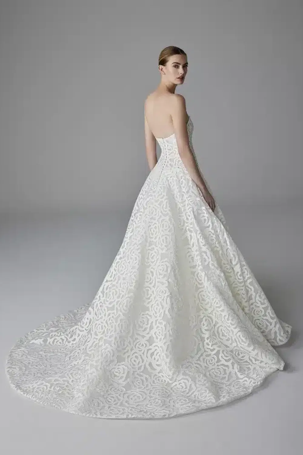Louelle - Image 3
