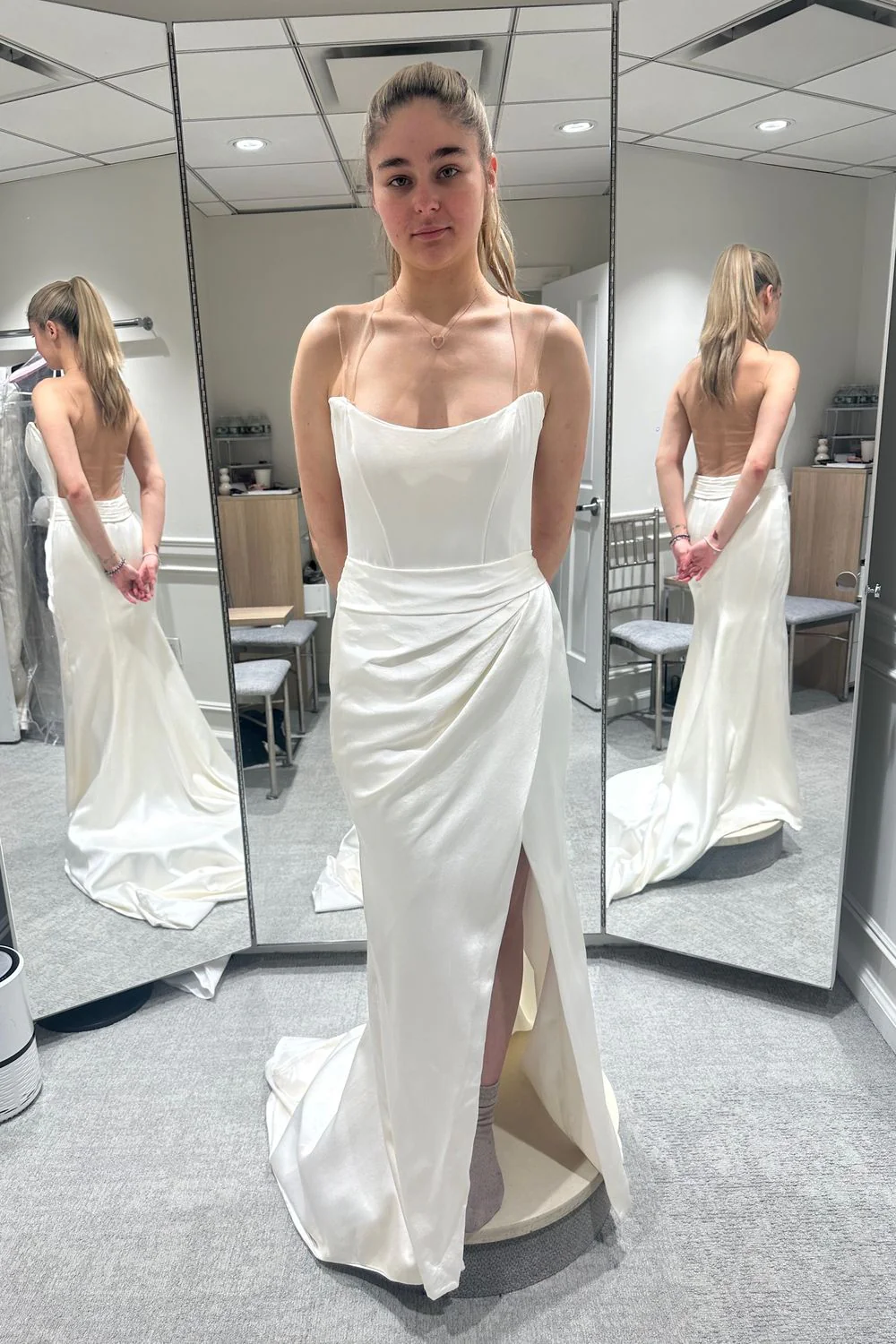 Margot with Veil