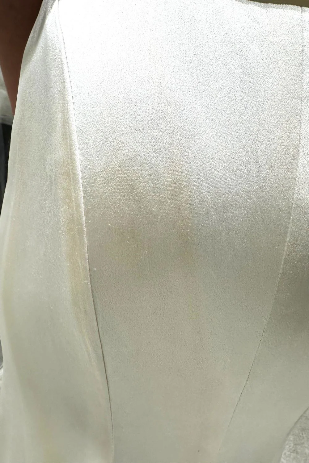 Margot with Veil - Image 11