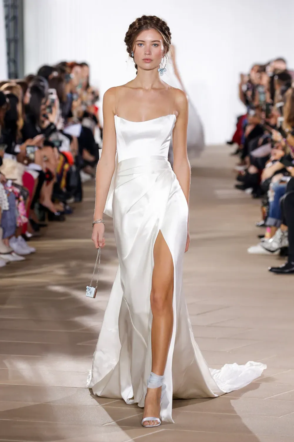Margot with Veil - Image 6